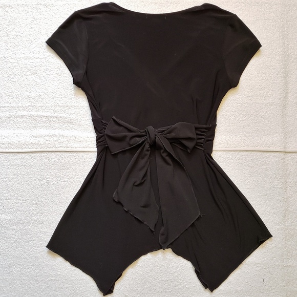 🐱Vol. 1 Tie Back Black Handkerchief Hem Blouse - Picture 3 of 4